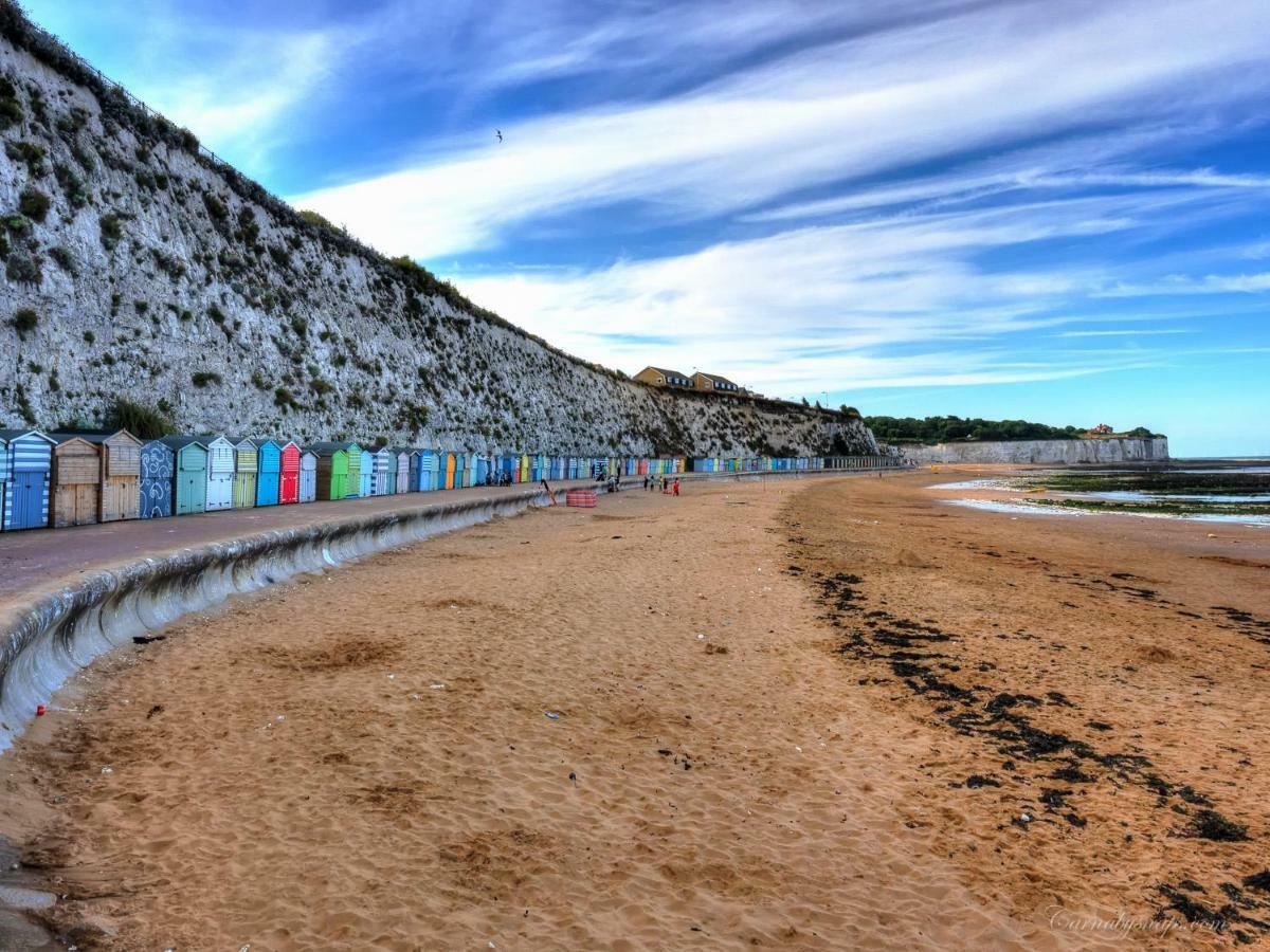 Picturesque Seaside Cottage Next To Viking Bay - ברודסטיירס מראה חיצוני תמונה